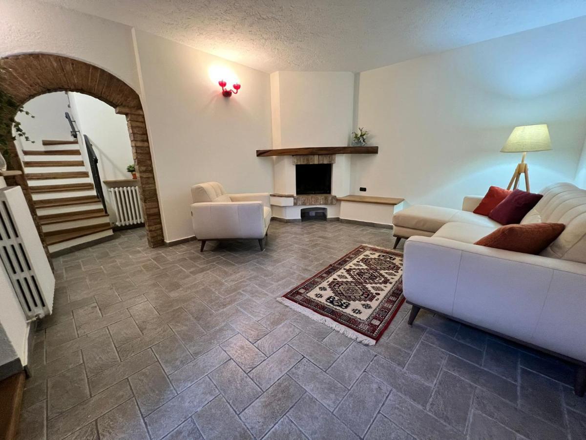 Vicoli E Arte Spoleto Apartment Екстериор снимка