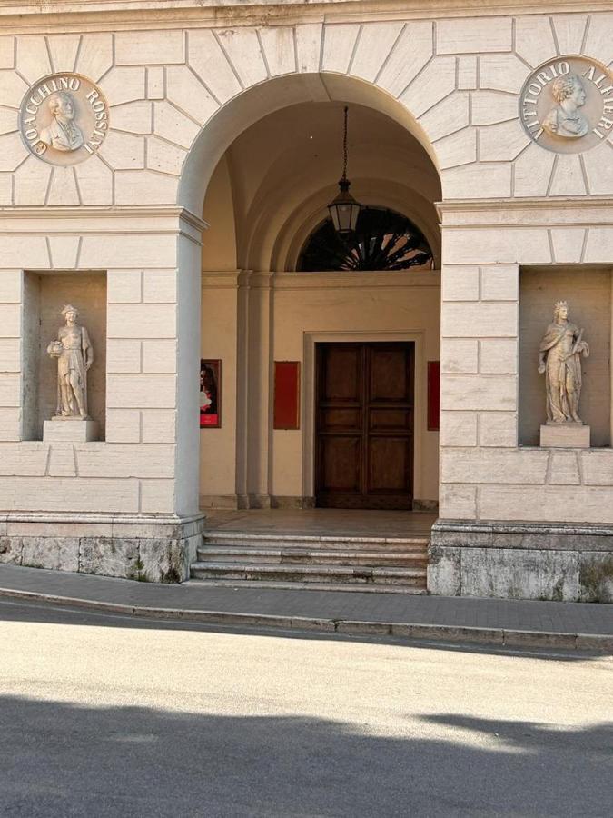 Vicoli E Arte Spoleto Apartment Екстериор снимка