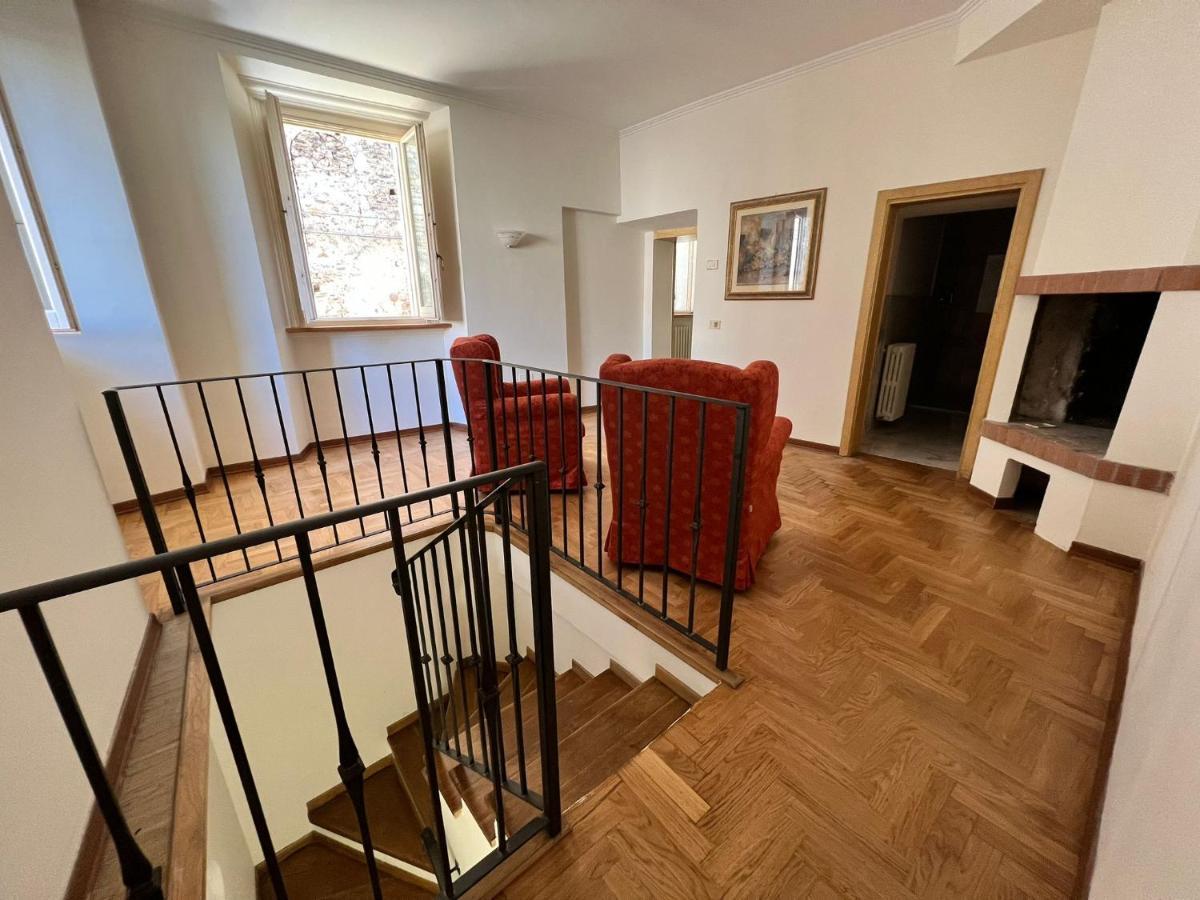 Vicoli E Arte Spoleto Apartment Екстериор снимка